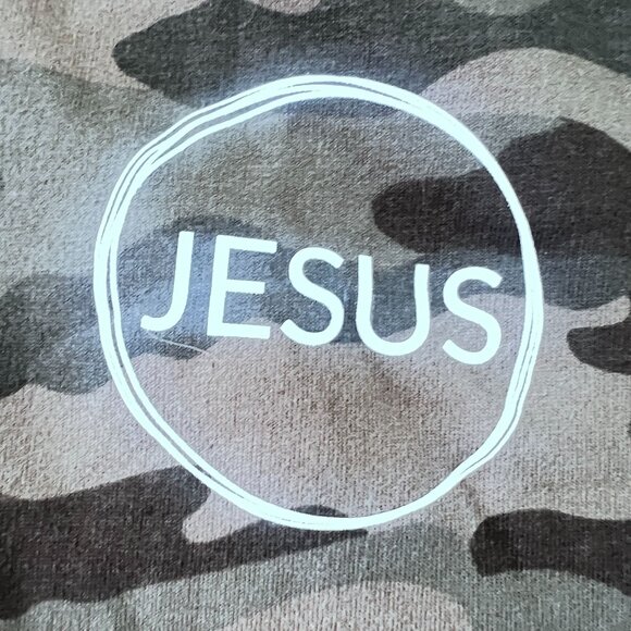 Camouflage Hoodie With "Jesus" Print Full Zip Large Independent Trading Company - Picture 2 of 10